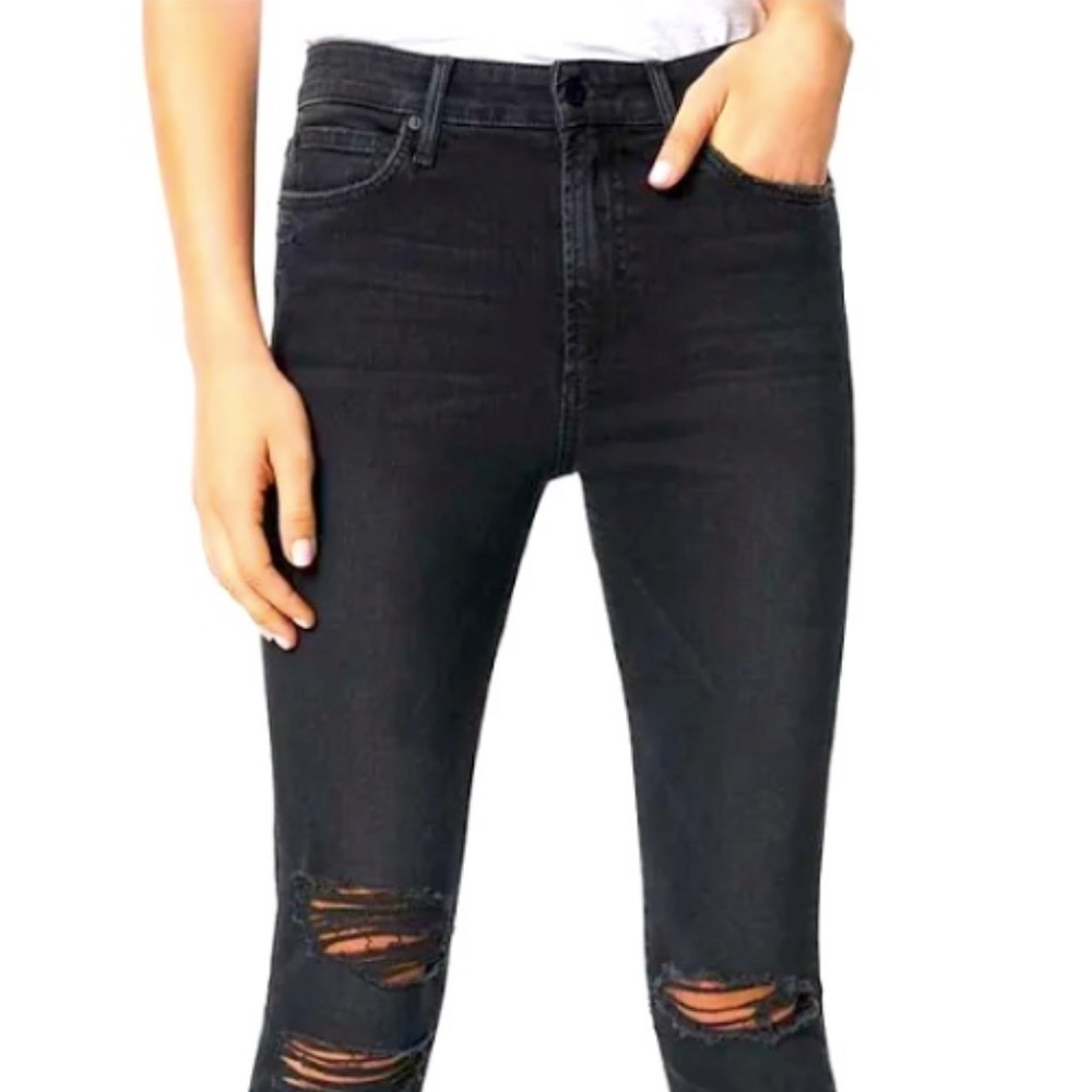 🌟HP🌟Joe’s Distressed Jeans